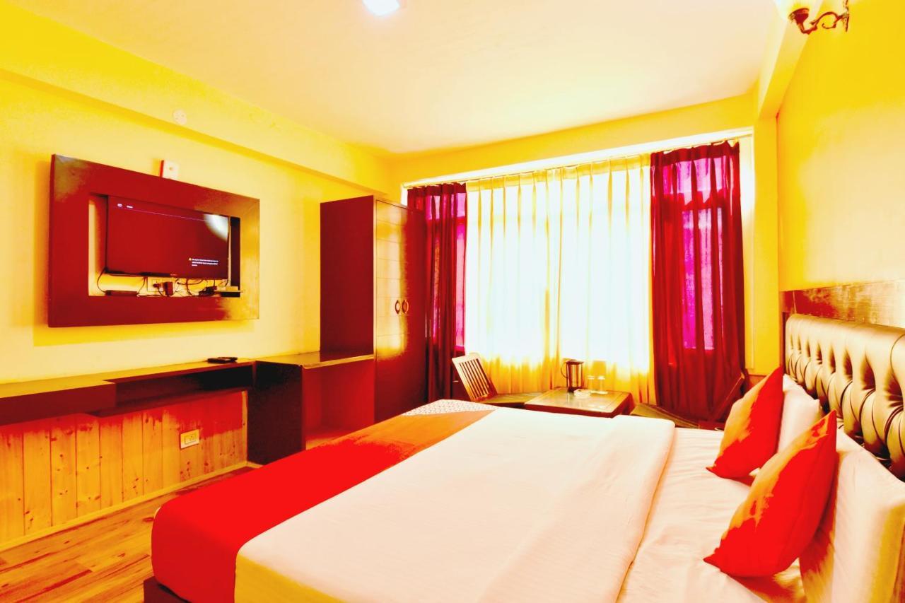 Oyo Flagship 27062 Hotel Green View Manāli Extérieur photo
